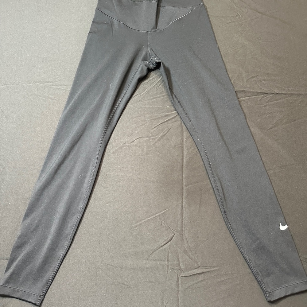 Nike Women’s Black Leggings